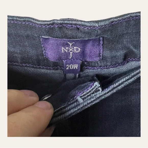 1578. NYDJ AMI SKINNY LEGGING JEANS SIZE 20W DARK‎ WASH IN COLOR - Picture 5 of 10